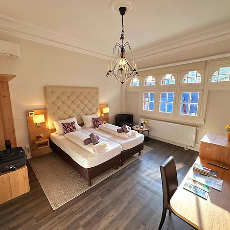 Hotel Am Markt Бахарах Экстерьер фото