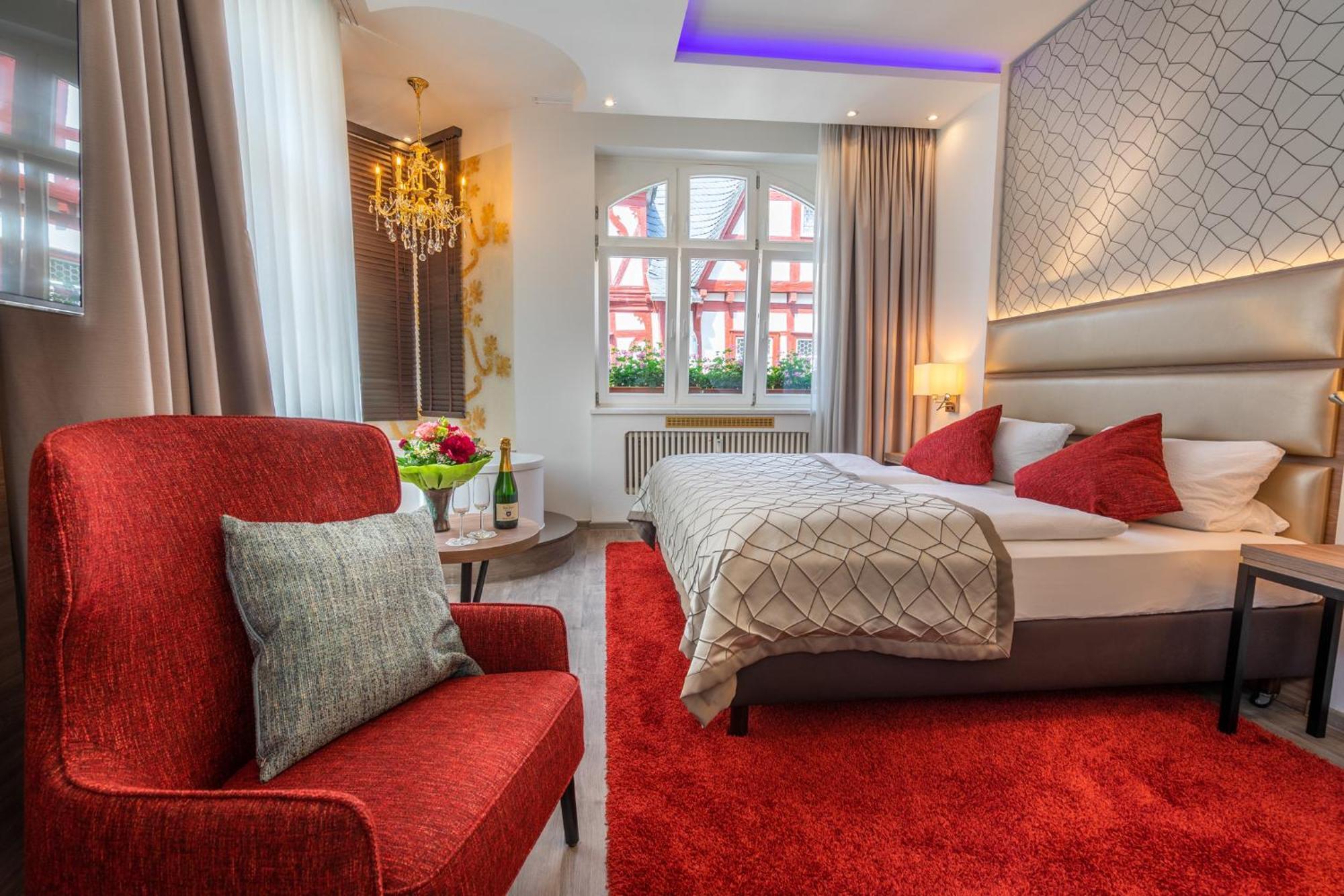 Hotel Am Markt Бахарах Экстерьер фото