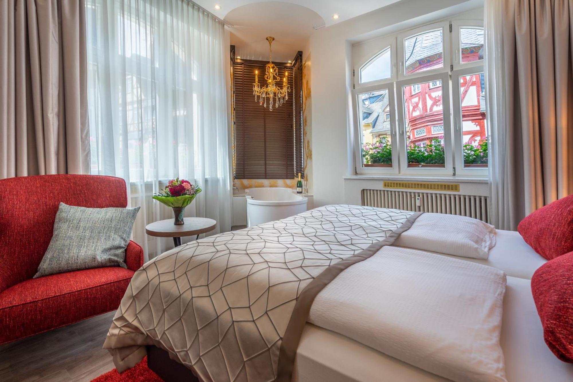 Hotel Am Markt Бахарах Экстерьер фото