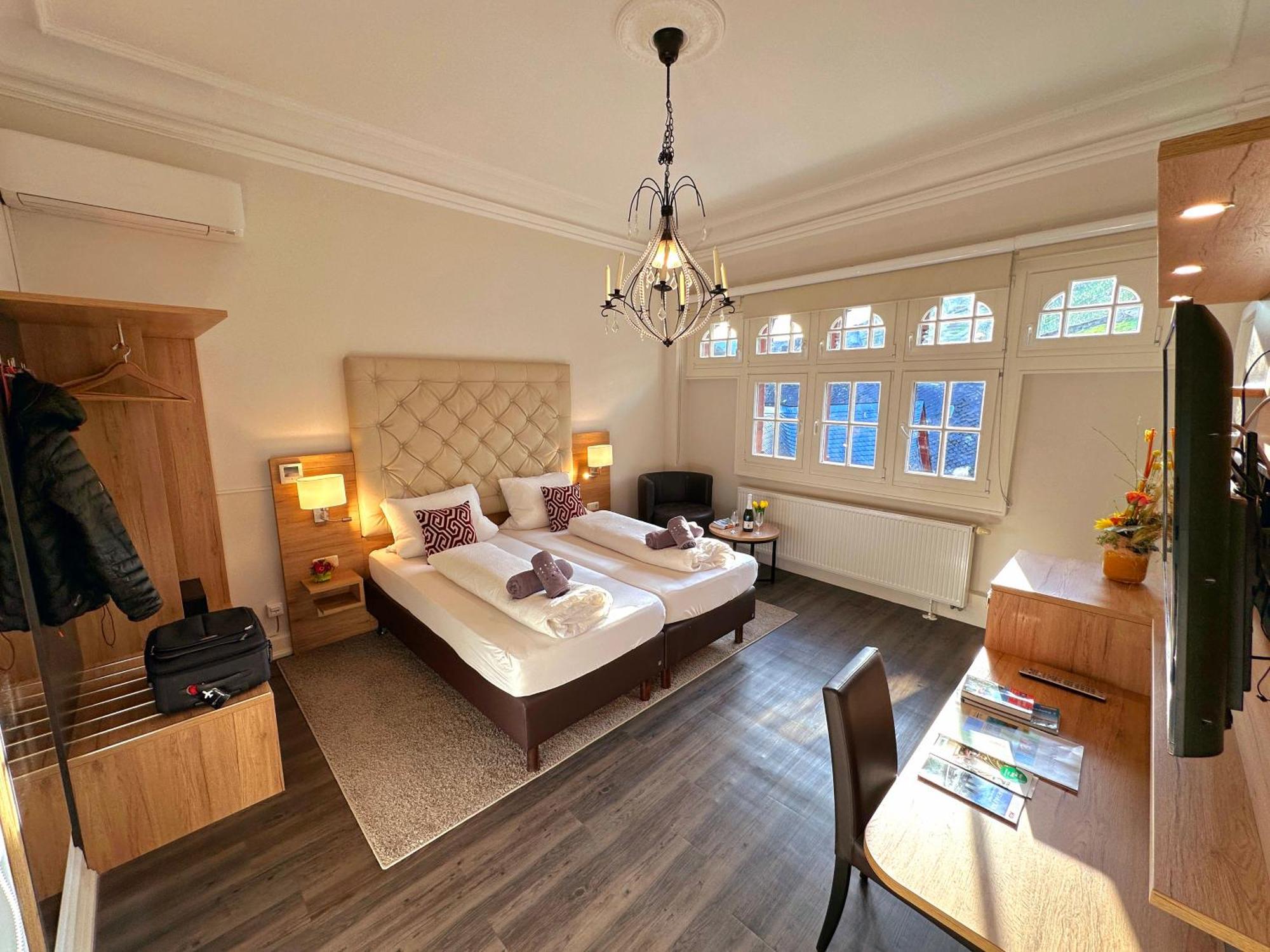 Hotel Am Markt Бахарах Экстерьер фото