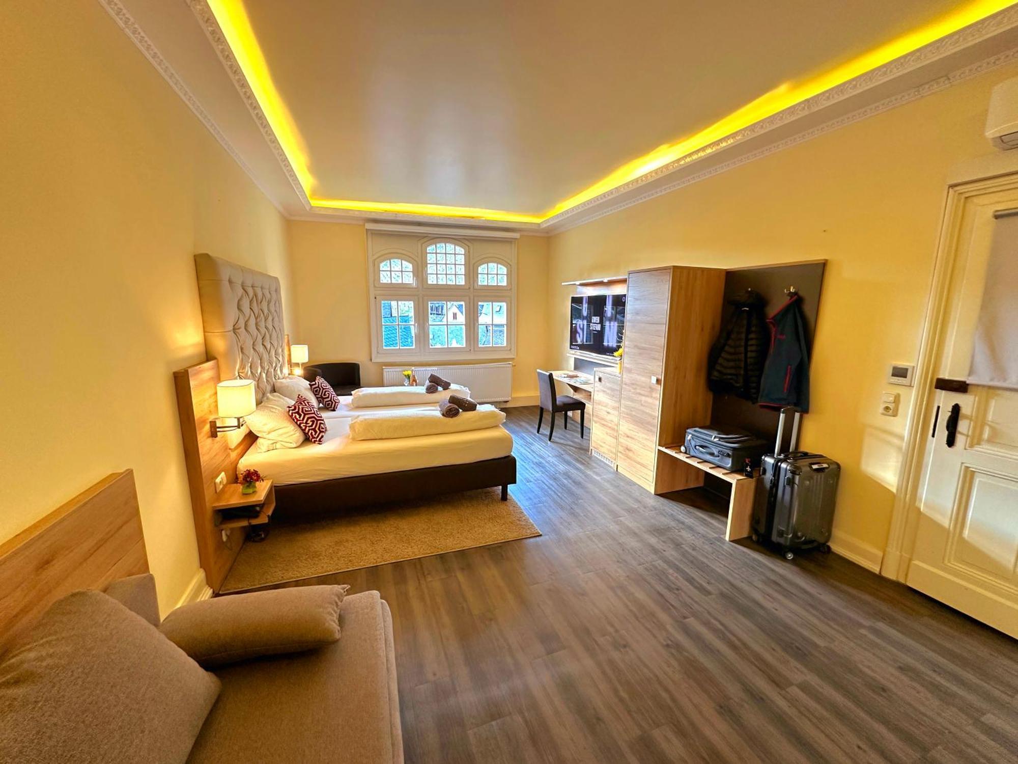 Hotel Am Markt Бахарах Экстерьер фото