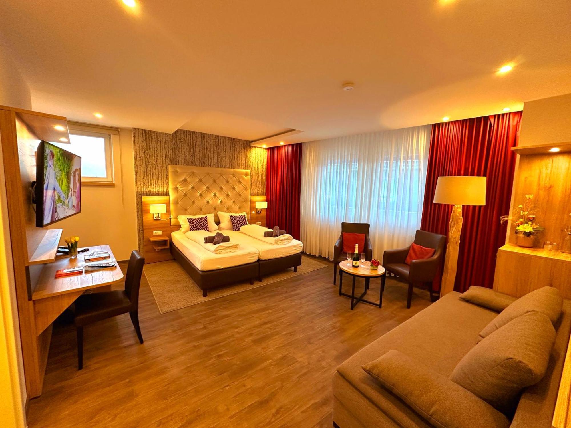 Hotel Am Markt Бахарах Экстерьер фото