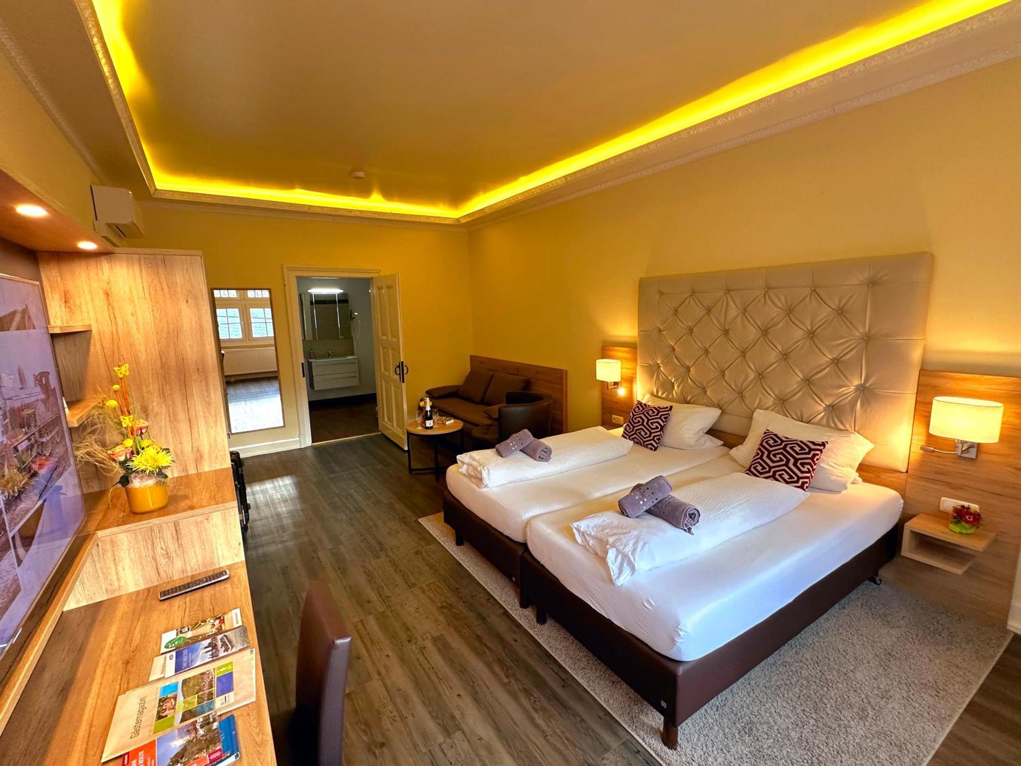 Hotel Am Markt Бахарах Экстерьер фото