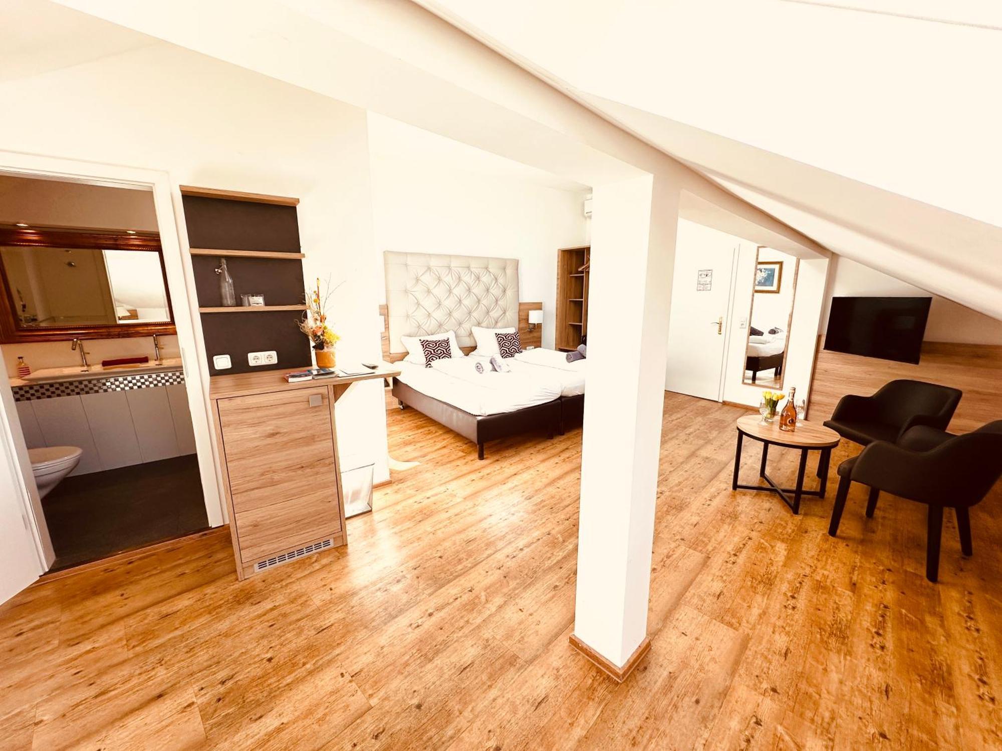 Hotel Am Markt Бахарах Экстерьер фото